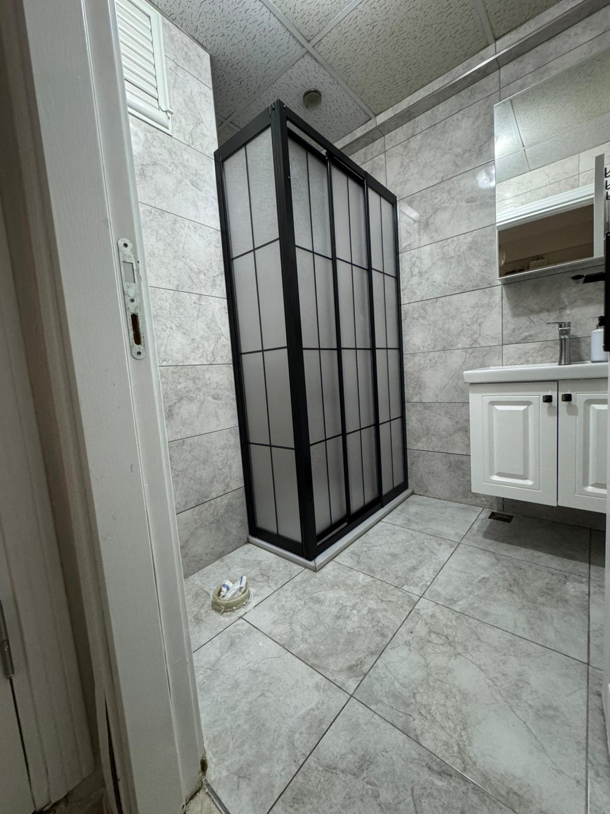 Mika cam duşakabin siyah profil